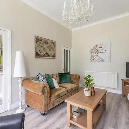 Spacious Apt In The Heart Of York I Pass The Keys Exterior photo